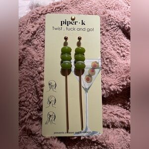 NWT Piper K French Hair Pins Twist Tuck Go Olive Martini Martini Glass
Design